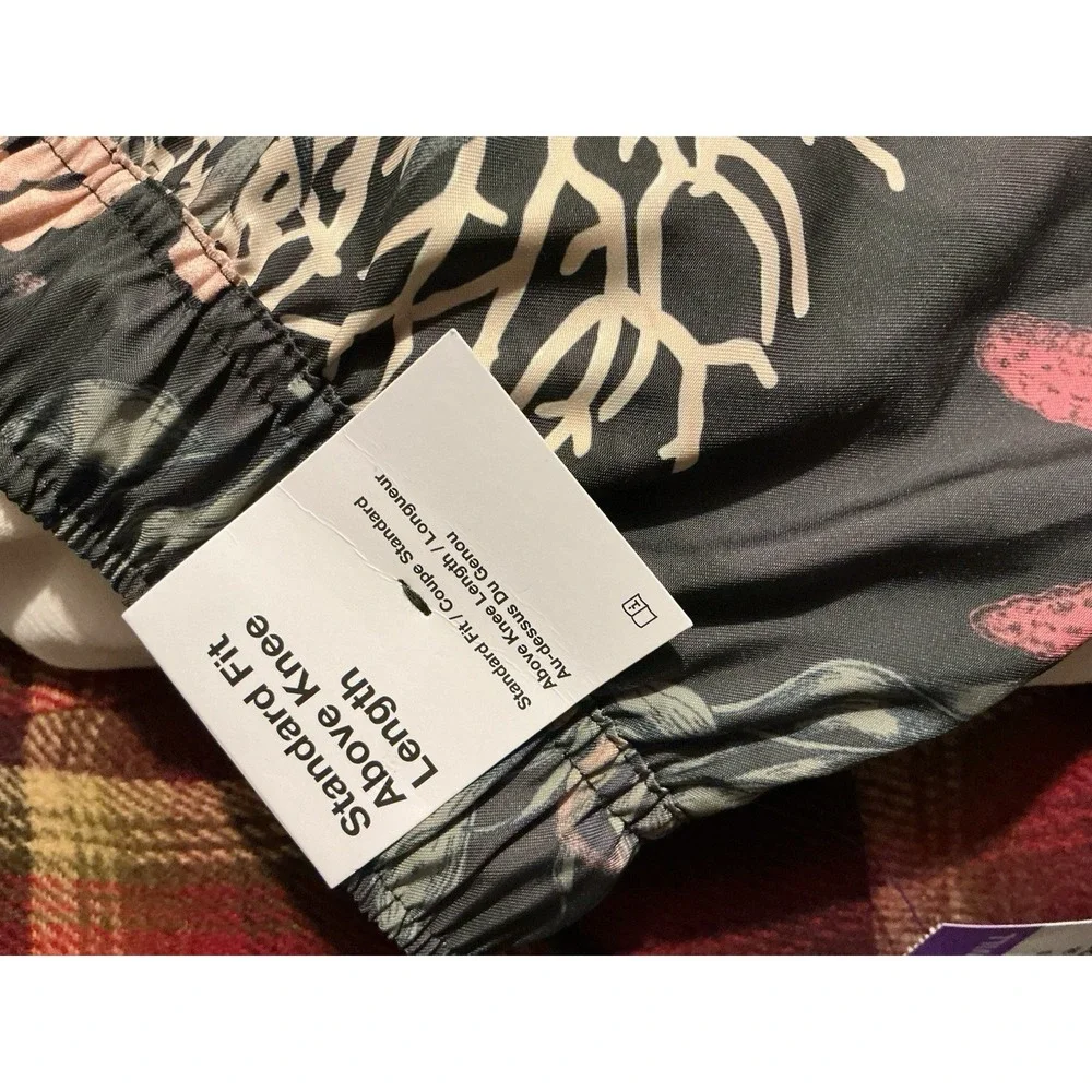 Nike Club Flow Shorts Men Trunks Sequoia Peony Colorways NEW WITH TAGS M